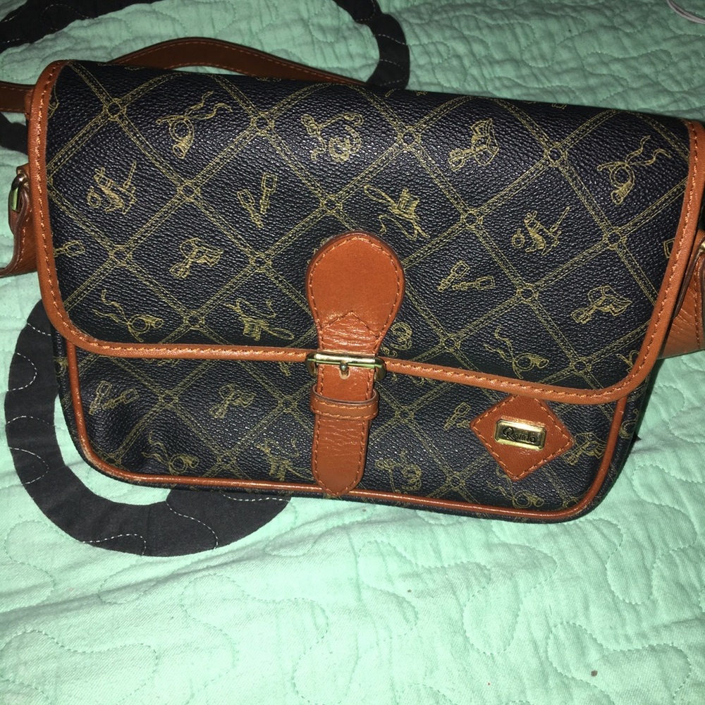 Rondo vintage genuine leather purse